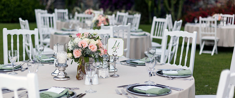 wedding table arrangements